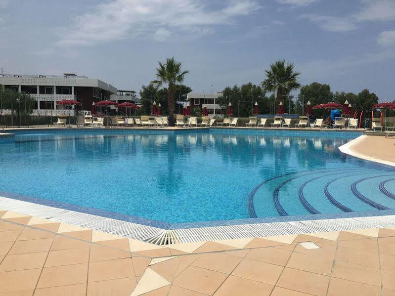 Готель Club Esse Costa Dello Jonio Мандаторіччіо-Маріна Екстер'єр фото
